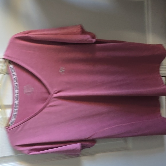 EUC Aeropostale Sport dri-fit top - Picture 1 of 4
